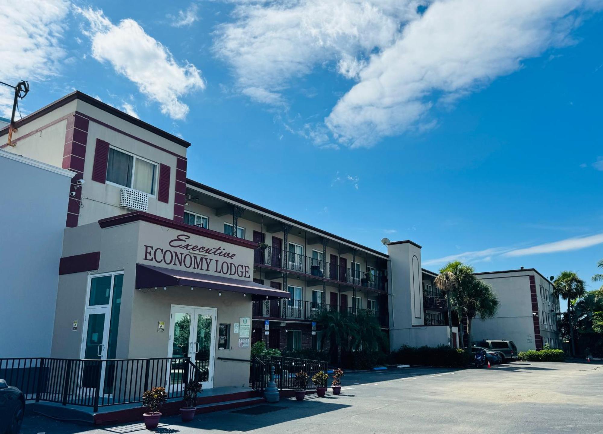 Executive Economy Lodge Pompano Beach Buitenkant foto