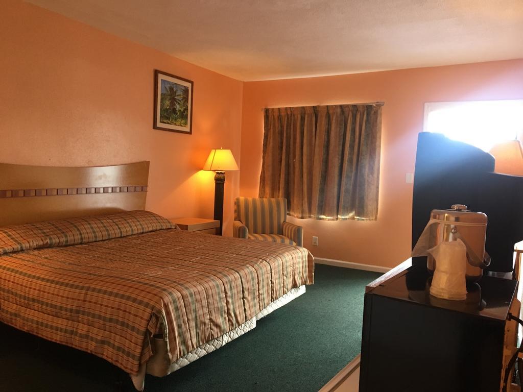 Executive Economy Lodge Pompano Beach Buitenkant foto