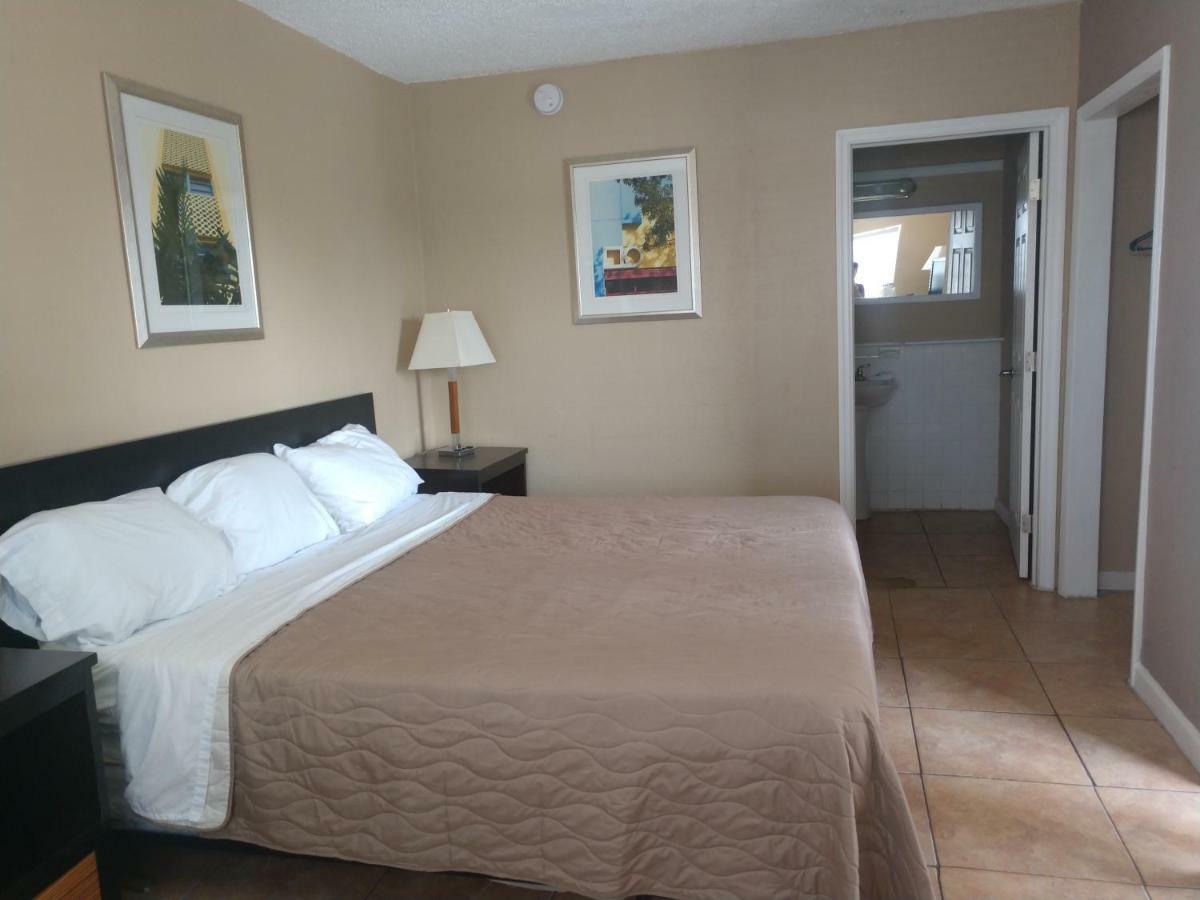 Executive Economy Lodge Pompano Beach Buitenkant foto